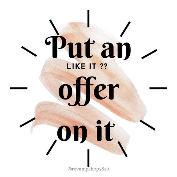 Michael Kors Messenger Bag - Picture 16 of 16